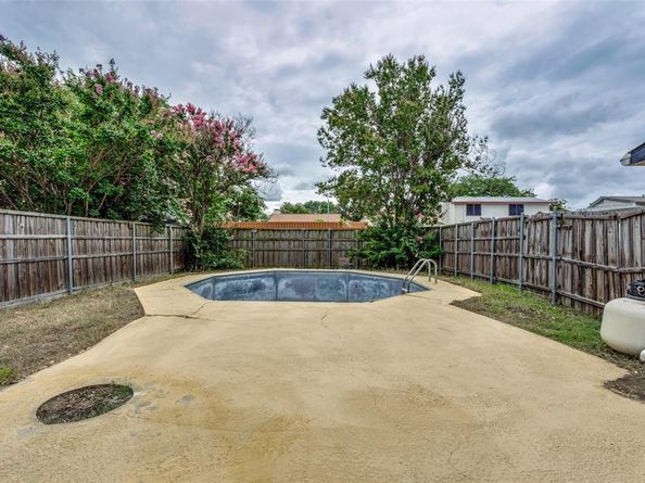 2018  Vail Drive , Garland Texas 75044