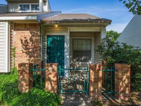 822  Creekside Drive , Lewisville Texas 75067