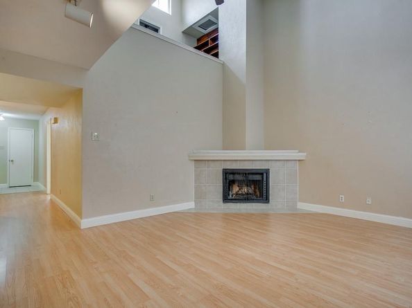 822  Creekside Drive , Lewisville Texas 75067