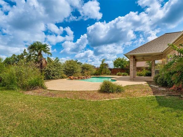 901  Spanish Bay Drive , Burleson Texas 76028