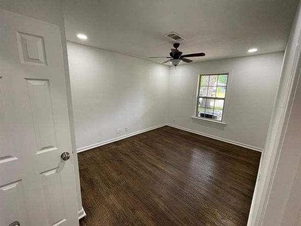2045  Delmar Drive , Garland Texas 75041