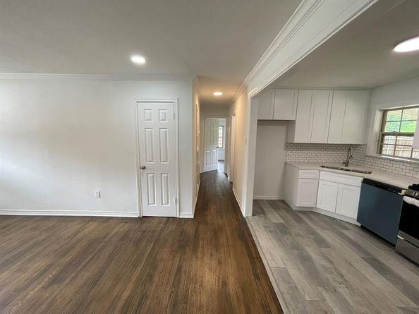 2045  Delmar Drive , Garland Texas 75041