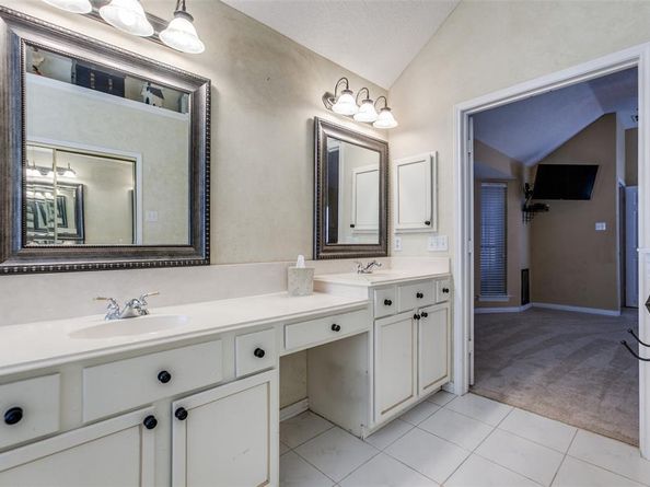 2710  Roughleaf Lane , Rowlett Texas 75089