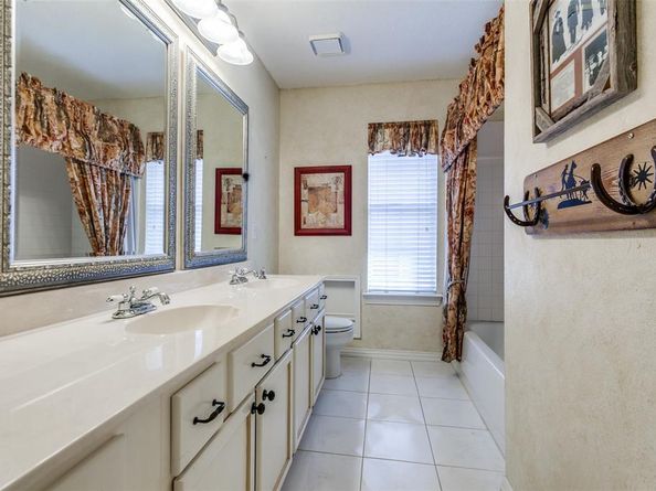 2710  Roughleaf Lane , Rowlett Texas 75089