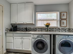 7247  Joyce Way , Dallas Texas 75225