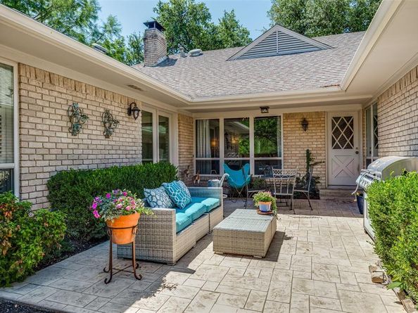 7247  Joyce Way , Dallas Texas 75225