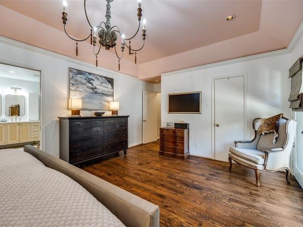 7247  Joyce Way , Dallas Texas 75225