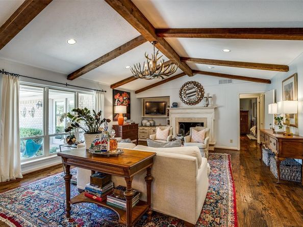 7247  Joyce Way , Dallas Texas 75225