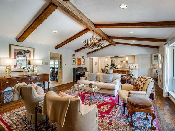 7247  Joyce Way , Dallas Texas 75225