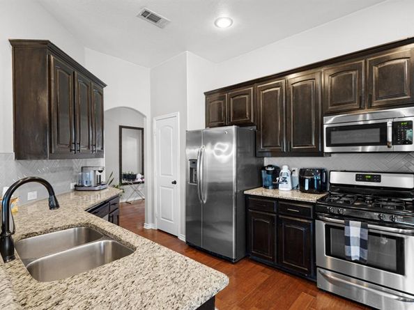 7252  Lake Country Drive , Fort Worth Texas 76179