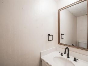 5907  Copperwood Lane  1138, Dallas Texas 75248