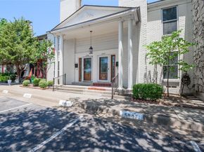 5907  Copperwood Lane  1138, Dallas Texas 75248