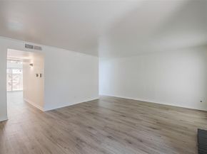 5907  Copperwood Lane  1138, Dallas Texas 75248