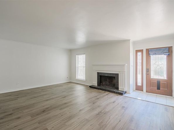 5907  Copperwood Lane  1138, Dallas Texas 75248