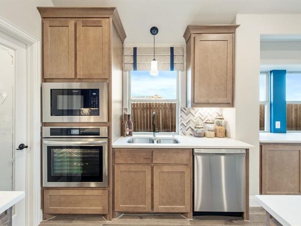 121  Emperor Oak Court , Balch Springs Texas 75181
