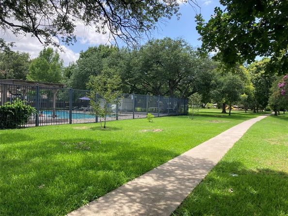 15745  Havenrock Circle , Dallas Texas 75248