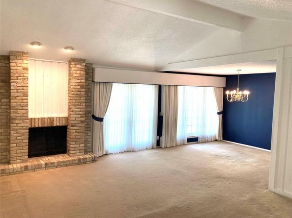 15745  Havenrock Circle , Dallas Texas 75248