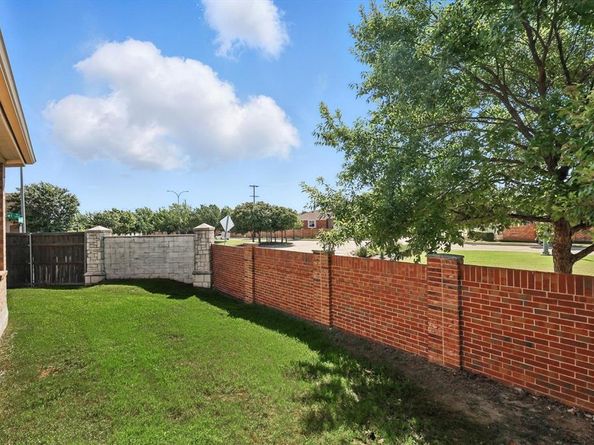 2916  Red Wolf Drive , Fort Worth Texas 76244