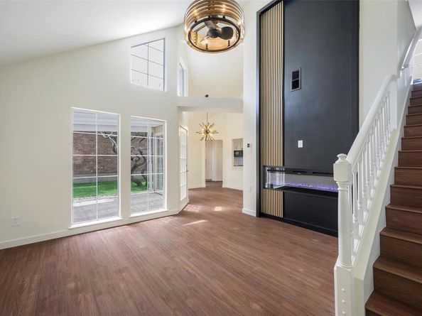 18083  Whispering Gables Lane , Dallas Texas 75287
