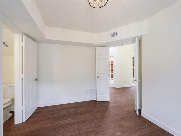 18083  Whispering Gables Lane , Dallas Texas 75287