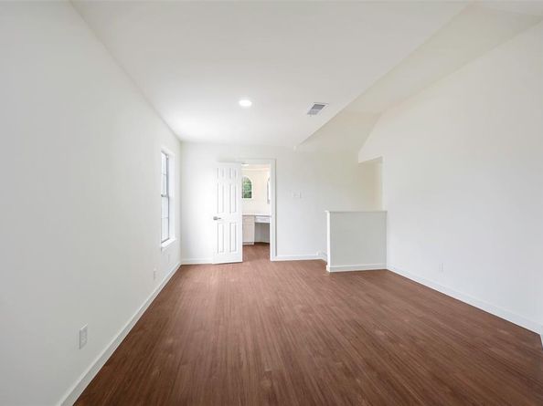 18083  Whispering Gables Lane , Dallas Texas 75287