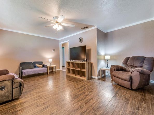4016  June Drive , Dallas Texas 75211