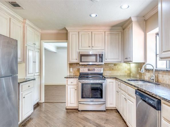 6823  Walnut Hill Lane , Dallas Texas 75230