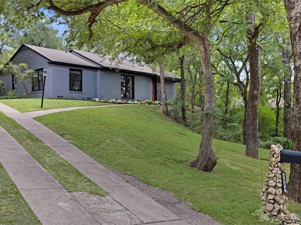 1904  Marigold Avenue , Fort Worth Texas 76111