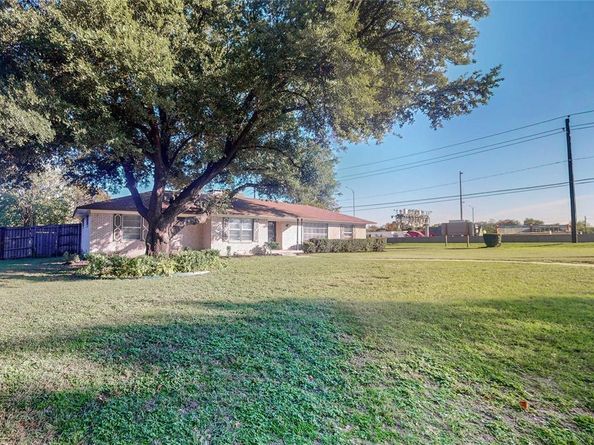6508  Ridgeview Circle , Dallas Texas 75240