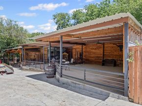 1152  Elva Warren Street , Fort Worth Texas 76115