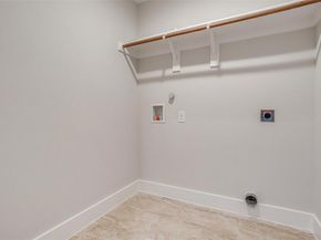 326 S Main Street , Cedar Hill Texas 75104