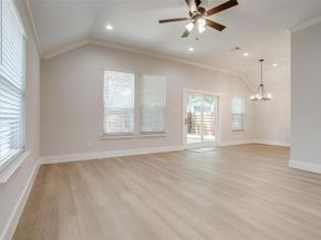 326 S Main Street , Cedar Hill Texas 75104