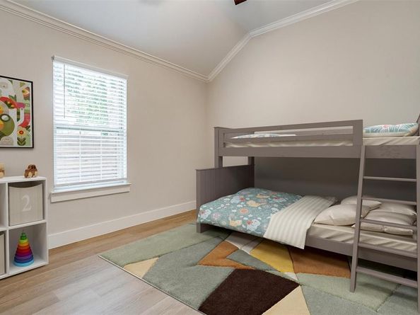 326 S Main Street , Cedar Hill Texas 75104