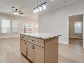 326 S Main Street , Cedar Hill Texas 75104