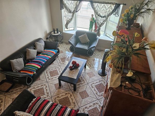 10328  New Bedford Drive , Dallas Texas 75217