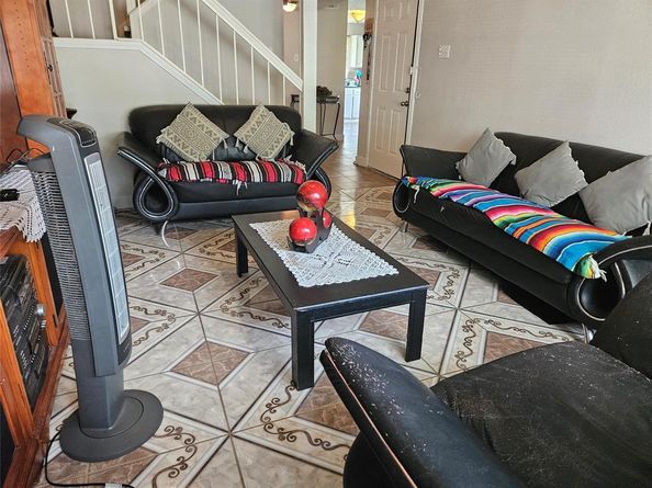 10328  New Bedford Drive , Dallas Texas 75217
