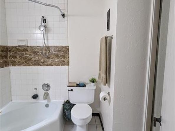 13217  Emily Road  3103, Dallas Texas 75240