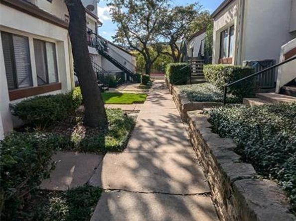 13217  Emily Road  3103, Dallas Texas 75240