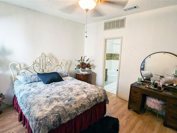 13217  Emily Road  3103, Dallas Texas 75240