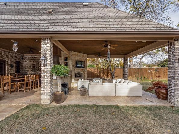 8400  San Fernando Way , Dallas Texas 75218