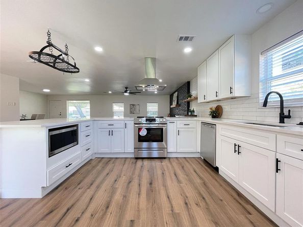 2828  Bamboo Street , Mesquite Texas 75150