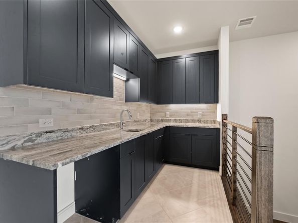 1345  Linkside Drive , Irving Texas 75038