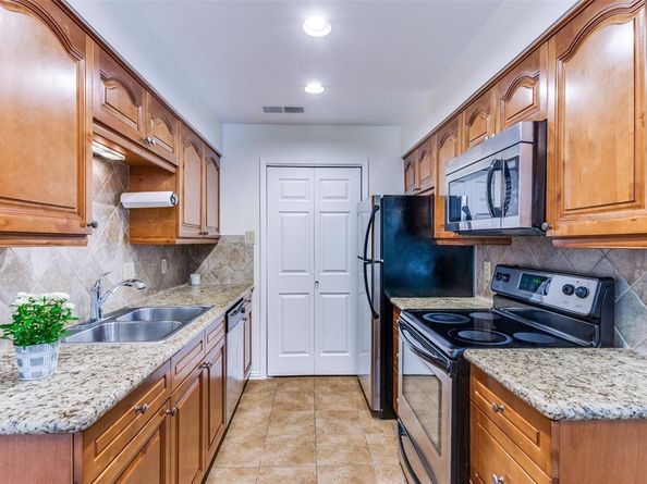 5765  Cedar Creek Drive , Benbrook Texas 76109
