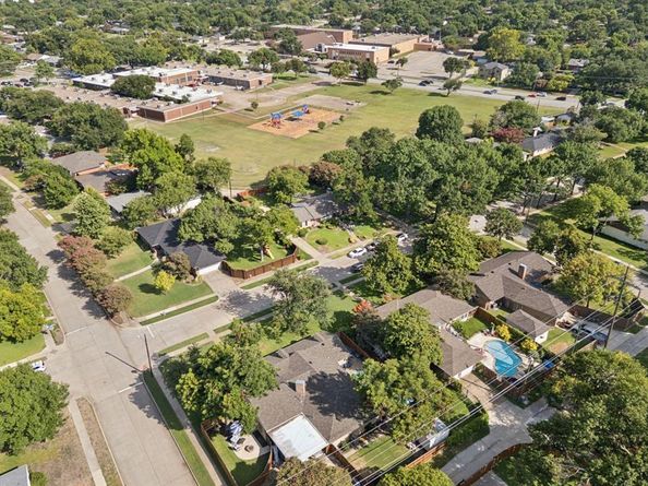 205 N Weatherred Drive , Richardson Texas 75080