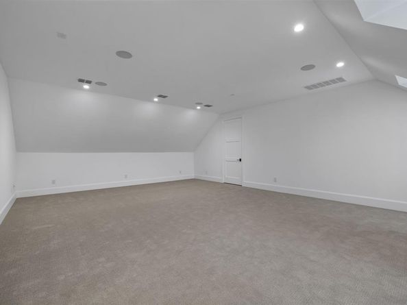 5961  Williamstown Road , Dallas Texas 75230
