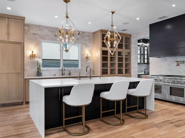 5961  Williamstown Road , Dallas Texas 75230