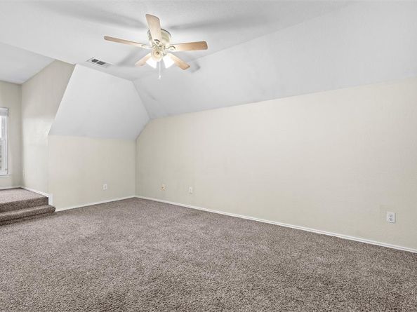 850  Warbler  , Aubrey Texas 76227