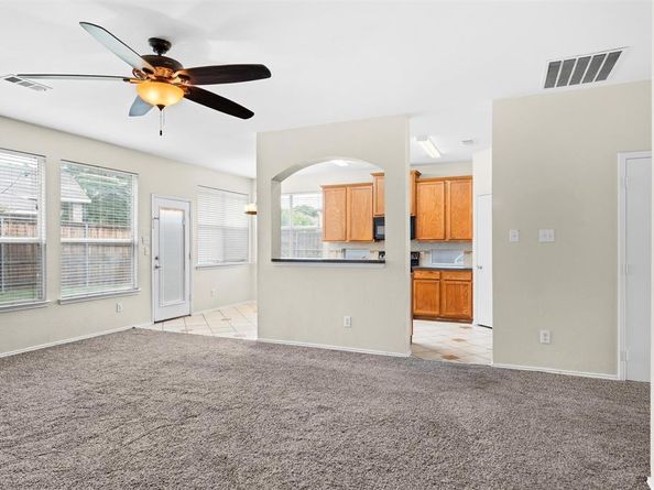 850  Warbler  , Aubrey Texas 76227