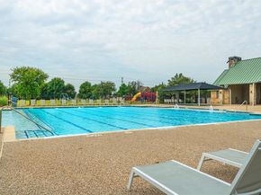 850  Warbler  , Aubrey Texas 76227