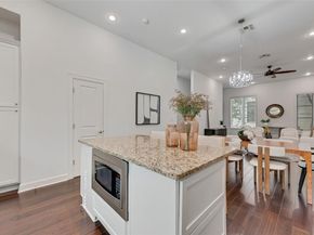3210  Carlisle Street  52, Dallas Texas 75204